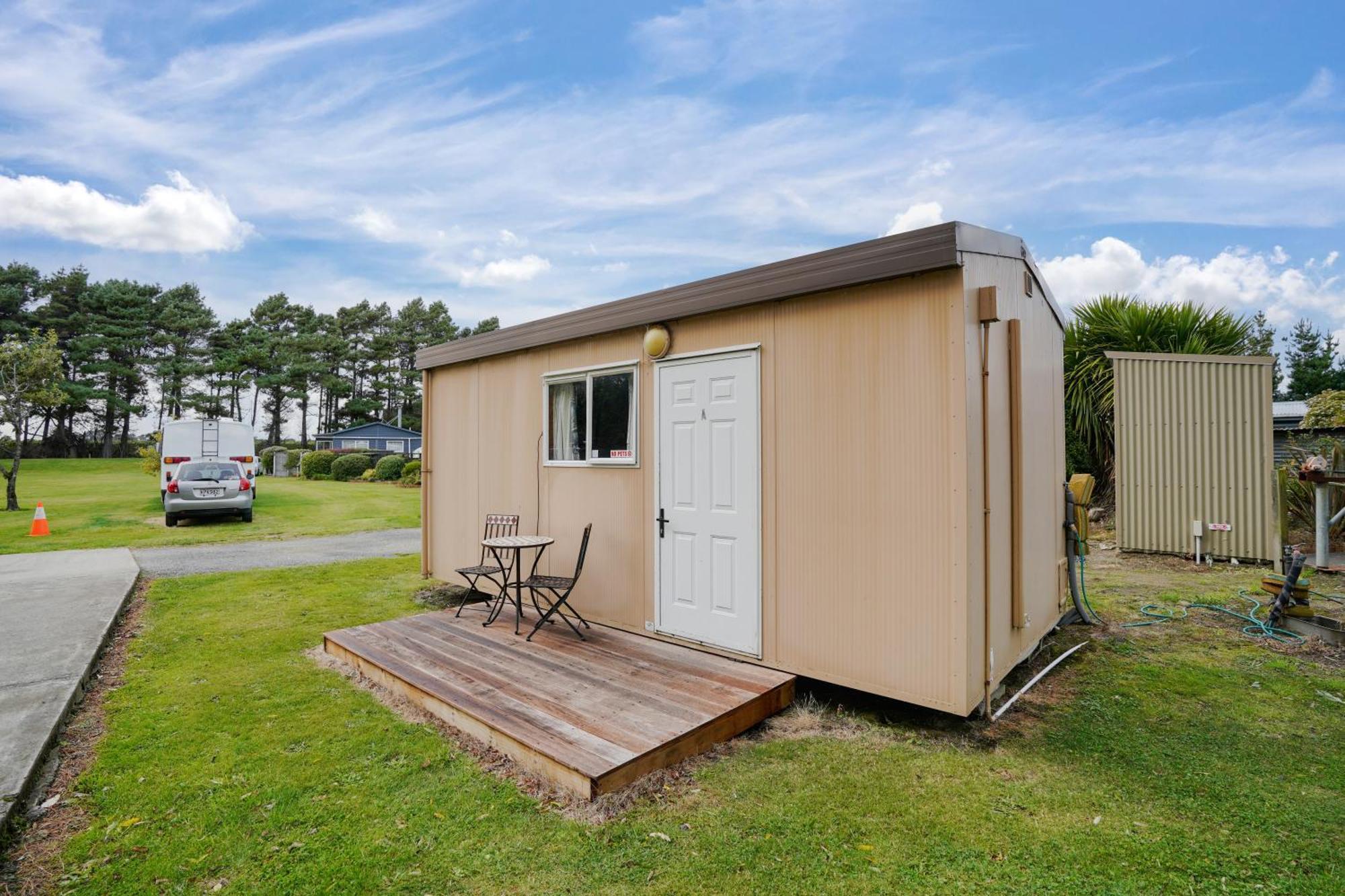 Beach Road Holiday Park Otatara Exteriér fotografie